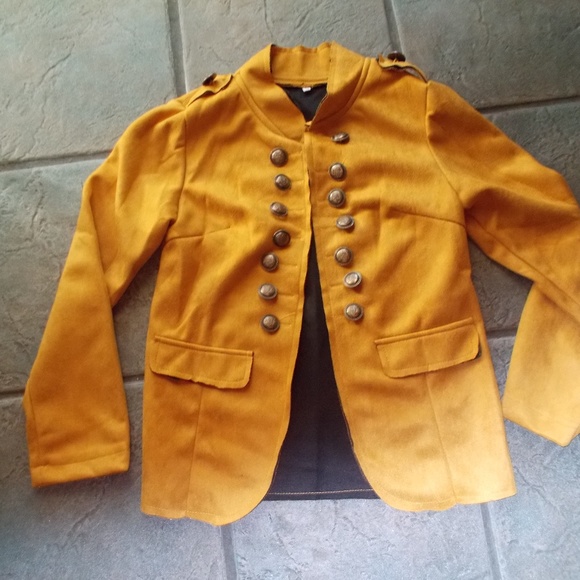 NWOT Trendy gold plush lined blazer size small - Picture 2 of 3